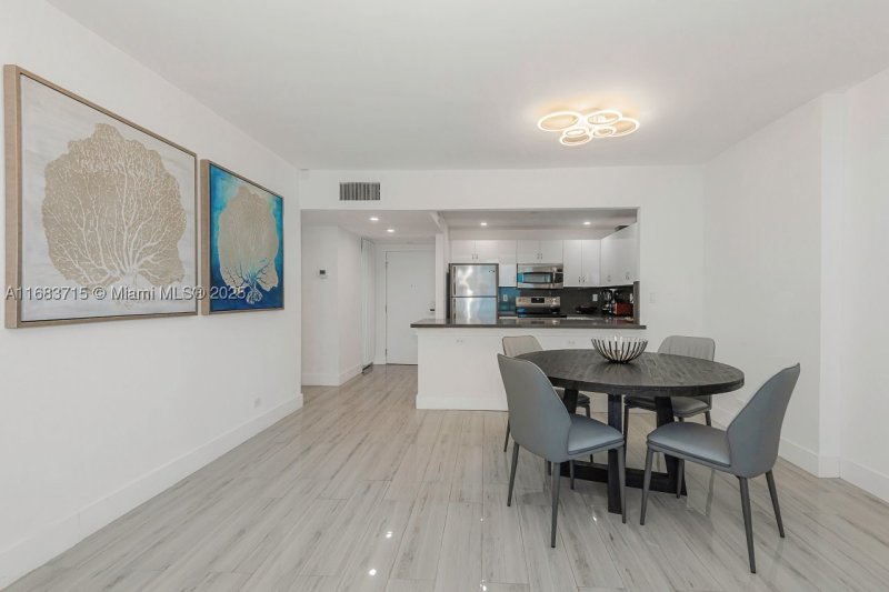 Alquiler de apartamento en Roney Palace 534