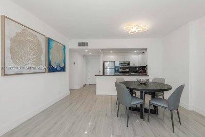 Alquiler de apartamento en Roney Palace 534