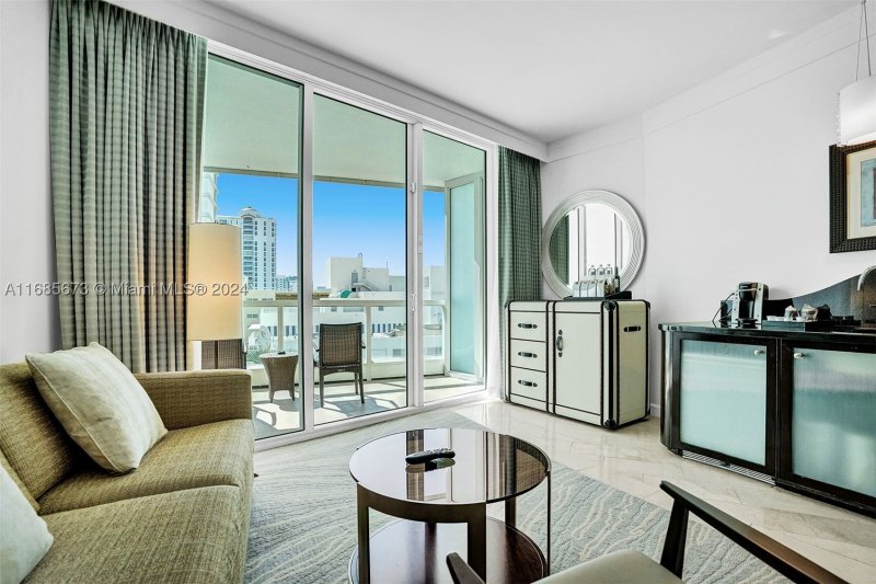 Comprar apartamento en Fontainebleau III 915