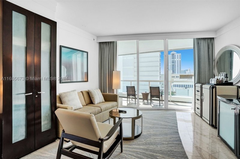Comprar apartamento en Fontainebleau III 915