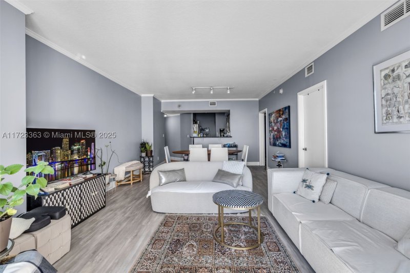 Comprar apartamento en One Miami East Tower 3726