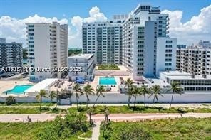 Comprar apartamento en Carriage House Miami Beach 223