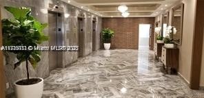 Comprar apartamento en Carriage House Miami Beach 223