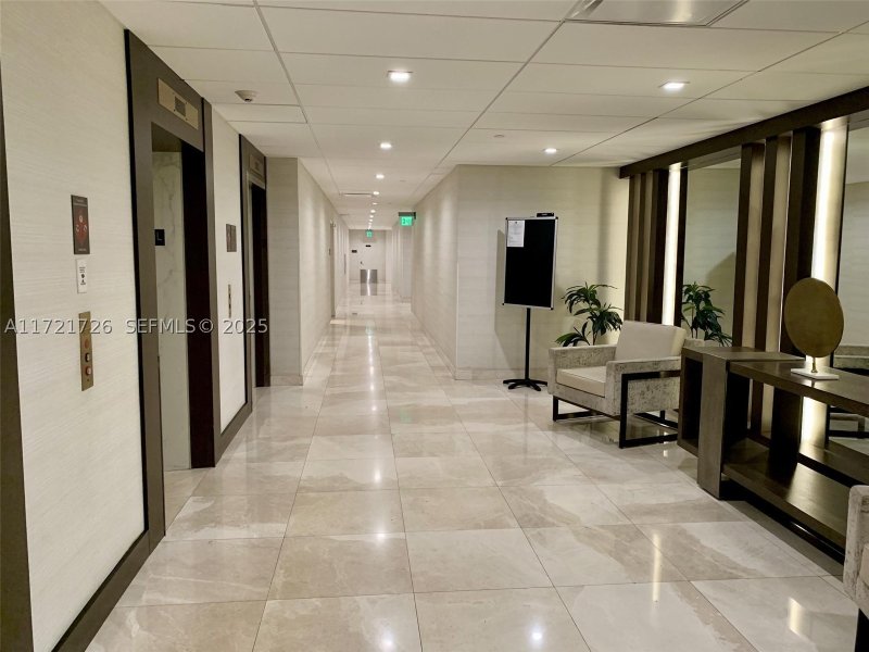 Condo for sale at Delvista Towers 817