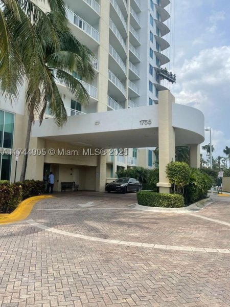 Condo for sale at Duo Condo MEZ7E