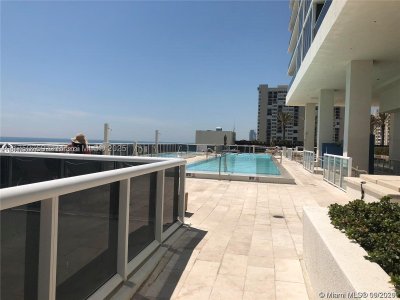 Aluguel de apartamento no Beach Club Two 3208
