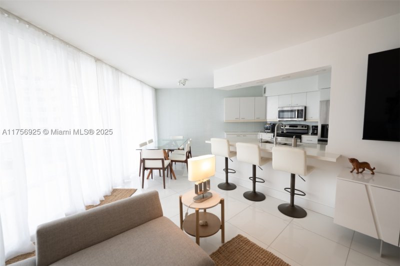 Condo for sale at Oceania 2 728