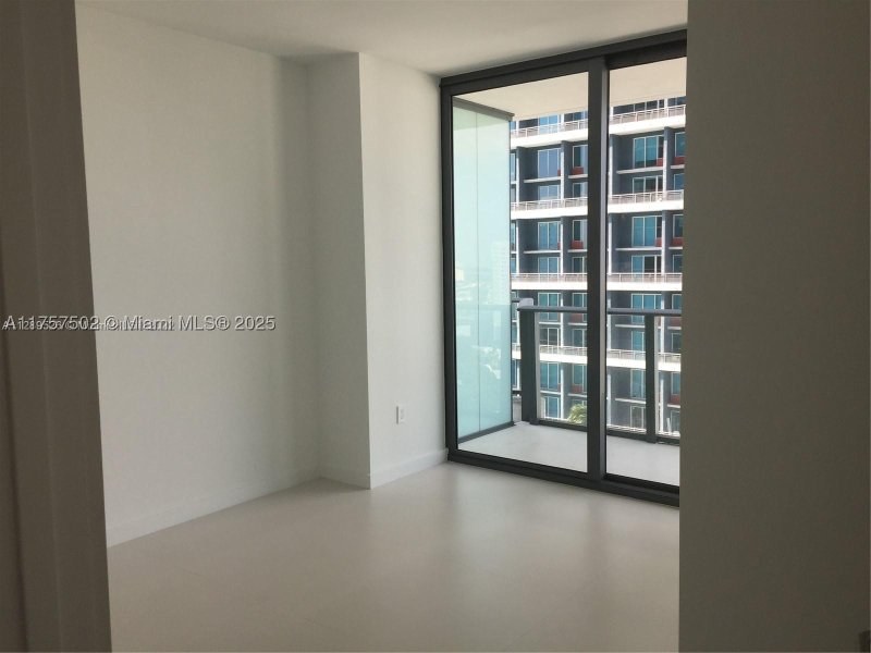 Comprar apartamento en Dua Miami - SLS Brickell Condo 1910
