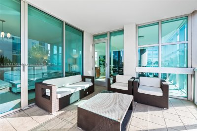 Comprar apartamento no Atrium Aventura 1-508