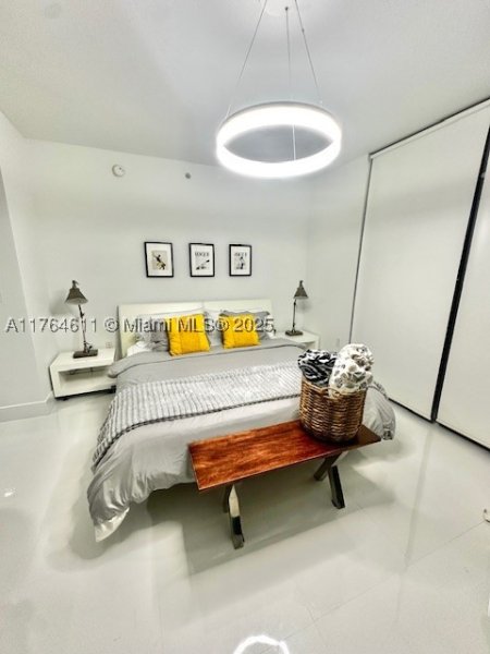 Comprar apartamento en Mint at Riverfront 1410