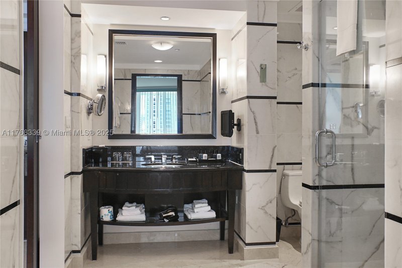 Comprar apartamento en Fontainebleau III 1415