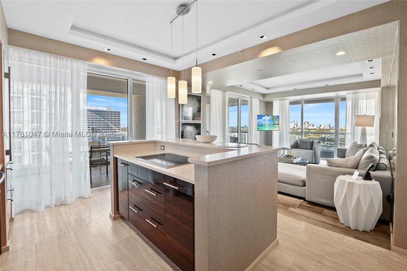 Condo for sale at Ritz Carlton Residences Fort Lauderdale Beach H1705