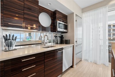 Comprar apartamento no Ritz Carlton Residences Fort Lauderdale Beach H1705