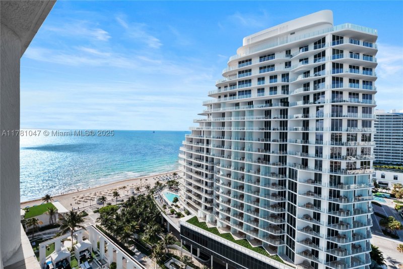 Condo for sale at Ritz Carlton Residences Fort Lauderdale Beach H1705