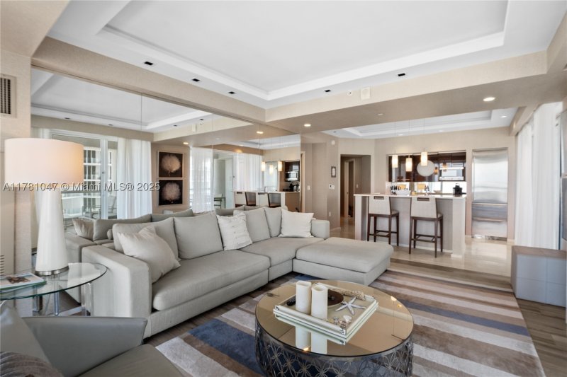 Condo for sale at Ritz Carlton Residences Fort Lauderdale Beach H1705
