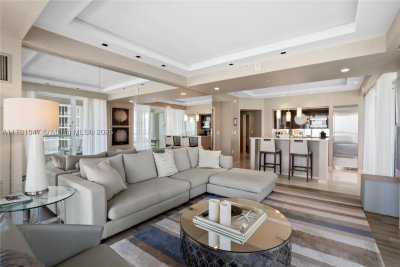 Comprar apartamento no Ritz Carlton Residences Fort Lauderdale Beach H1705