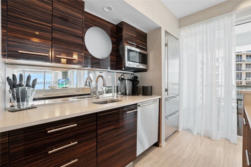 Condo for sale at Ritz Carlton Residences Fort Lauderdale Beach H1705