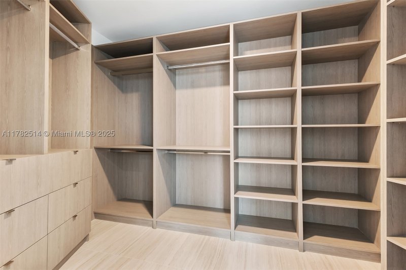 Condo for sale at Paramount Miami WorldCenter PH 5500