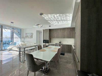 Aluguel de apartamento no Aurora 902