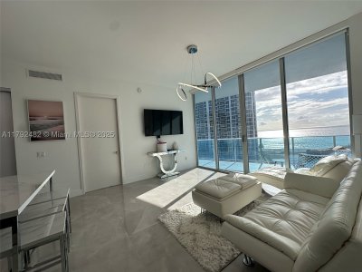 Aluguel de apartamento no Aurora 902