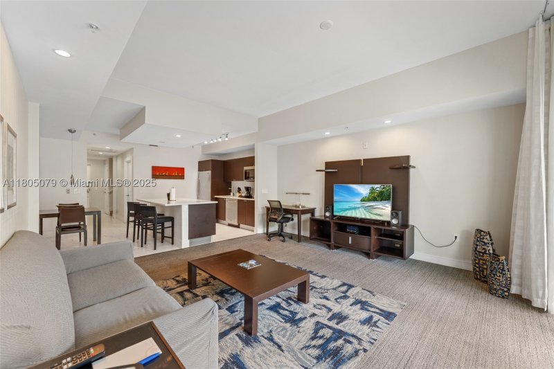 Condo for sale at The Blue Doral 1513