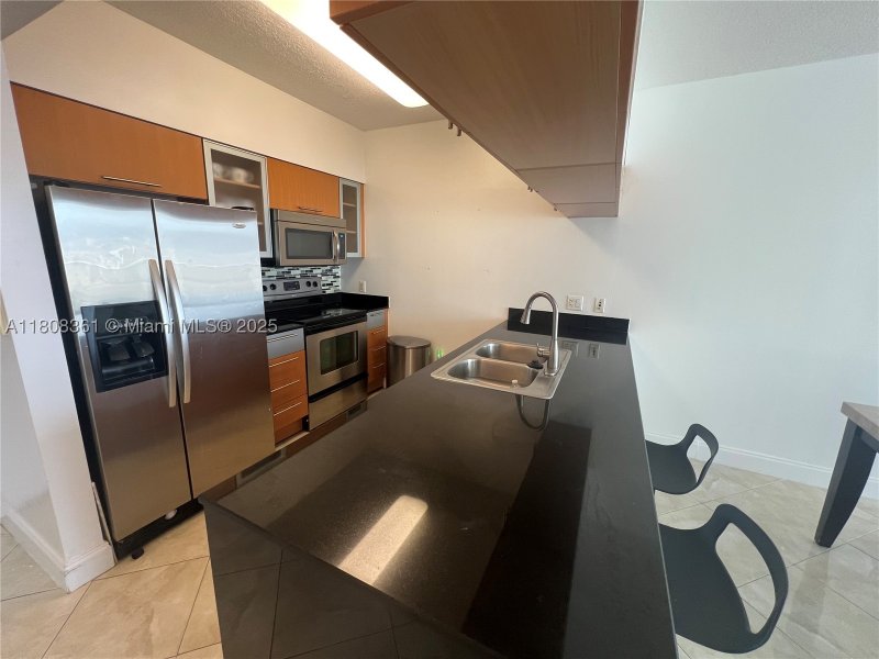 Condo for sale at Opera Tower 1410