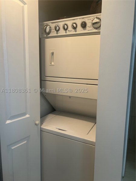 Condo for sale at Opera Tower 1410