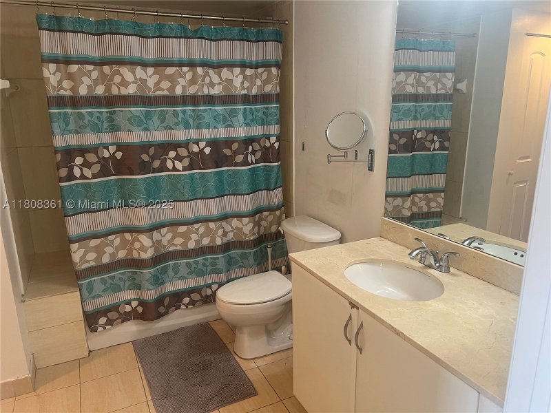 Condo for sale at Opera Tower 1410