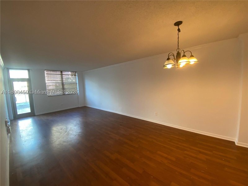 Comprar apartamento no Ocean View 217