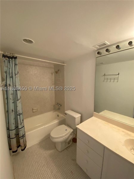 Comprar apartamento no Ocean View 217