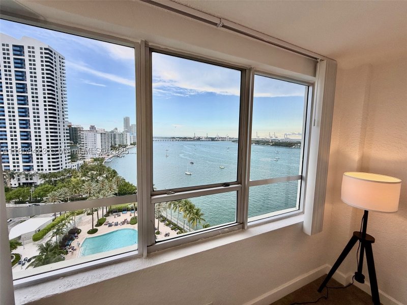 Apartment for rent at Flamingo 1534S