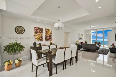 Aluguel de apartamento no Trump Tower One 1604