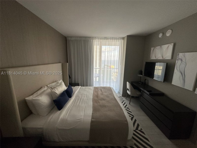 Condo for sale at Hyde Beach House R1507