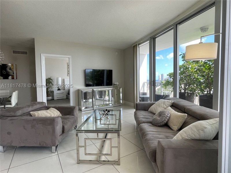 Condo for sale at Opera Tower 1414