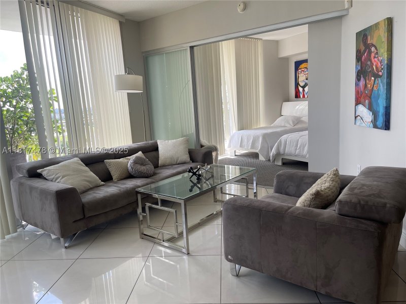 Condo for sale at Opera Tower 1414