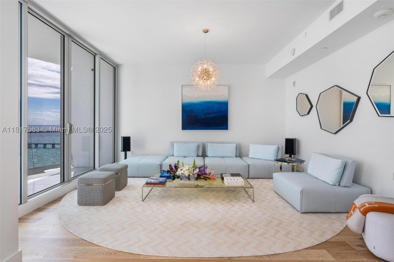 Comprar apartamento en Jade Signature 902