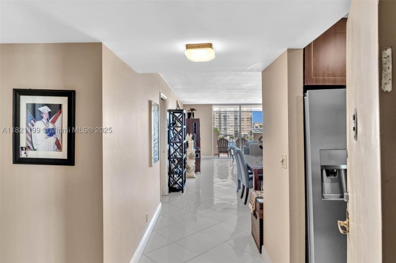 Condo for sale at Prince George 5J