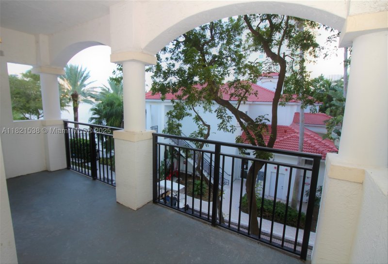 Apartment for rent at Village by the Bay 12311