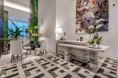 Comprar apartamento en SLS Lux Brickell 4204