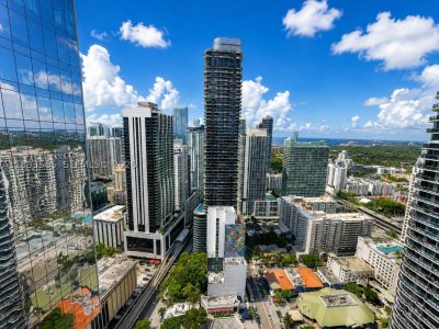 Comprar apartamento en SLS Lux Brickell 4204