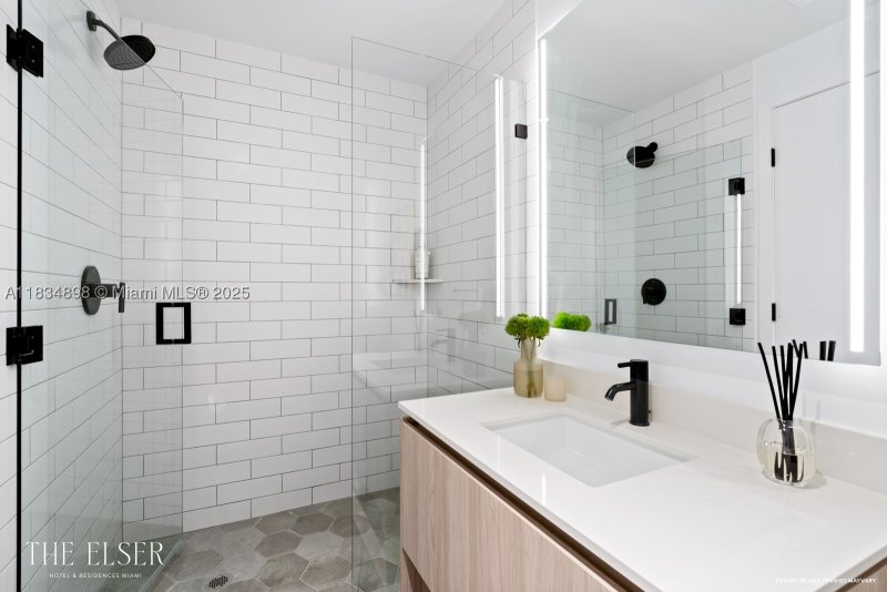 Property photo # 9
