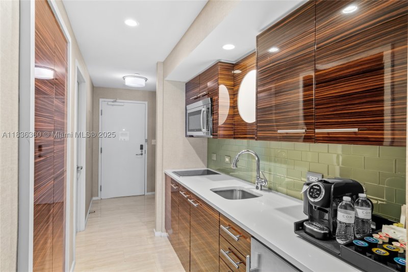 Condo for sale at Ritz Carlton Residences Fort Lauderdale Beach R1909
