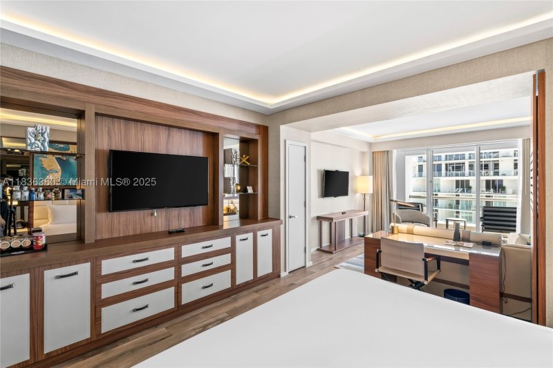 Condo for sale at Ritz Carlton Residences Fort Lauderdale Beach R1909