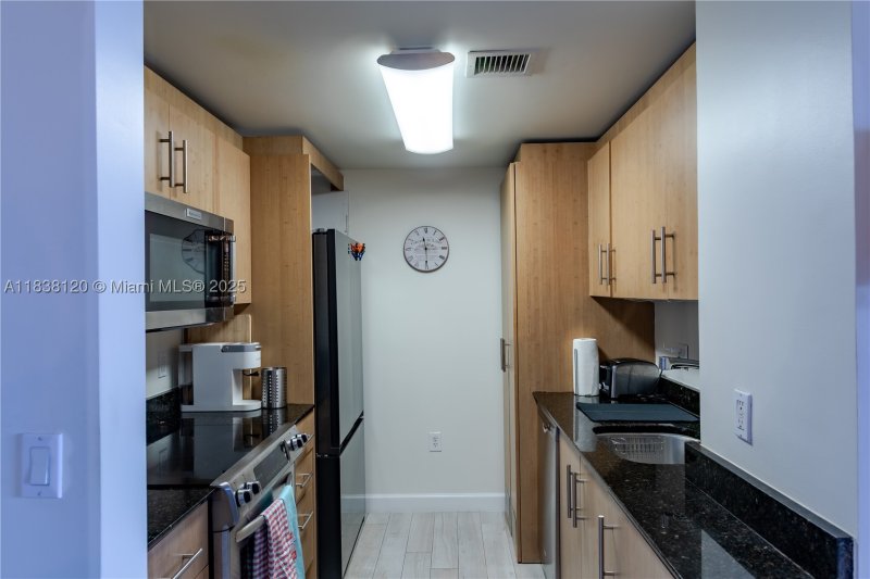 Comprar apartamento en Harbour House 634
