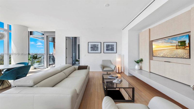 Alquiler de apartamento en Edition Residences 1403