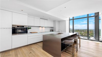 Alquiler de apartamento en Edition Residences 1403