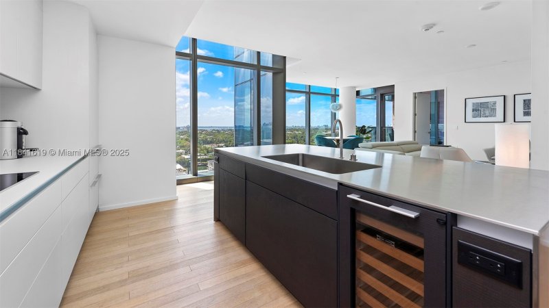 Alquiler de apartamento en Edition Residences 1403