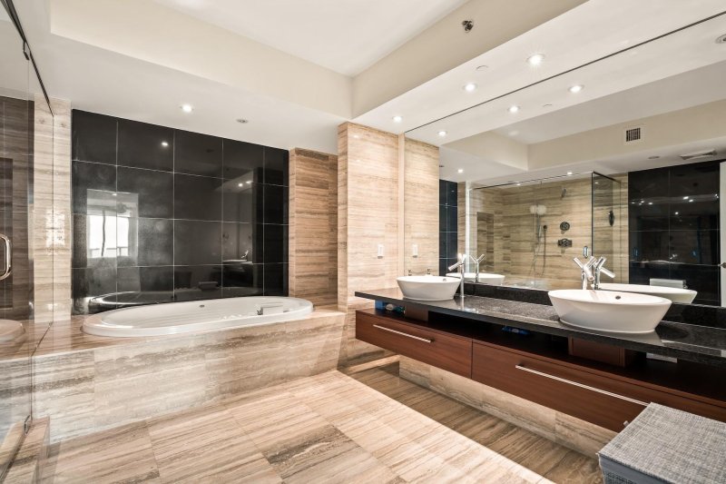 Condo for sale at Las Olas Beach Club 1502