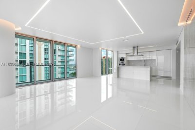 Comprar apartamento no Arlen House 4-1808