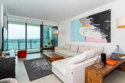 Comprar apartamento no Paraiso Bay Miami 4206